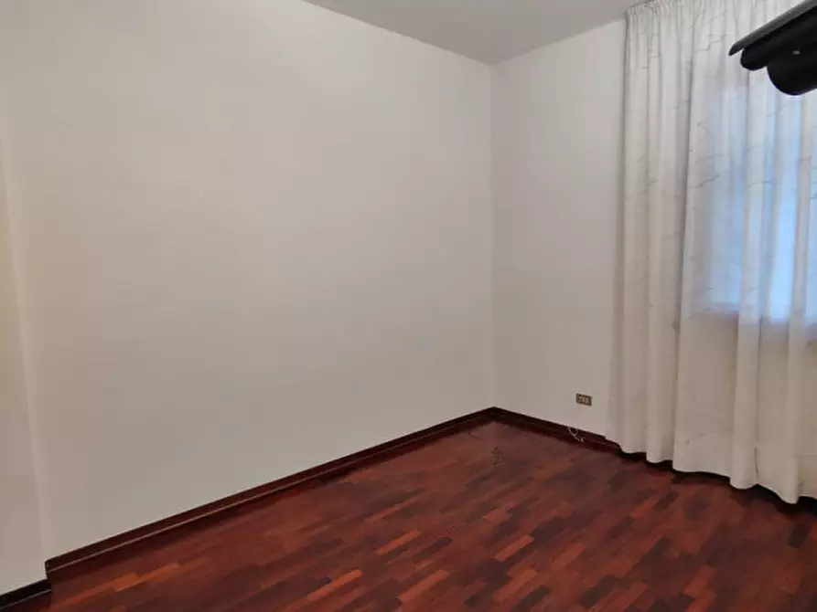 Immagine 12 di Appartamento in affitto  in PIAZZA MAZZINI a Falconara Marittima