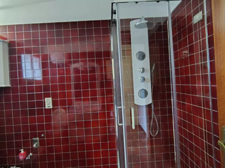 Immagine 24 di Appartamento in affitto  in PIAZZA MAZZINI a Falconara Marittima