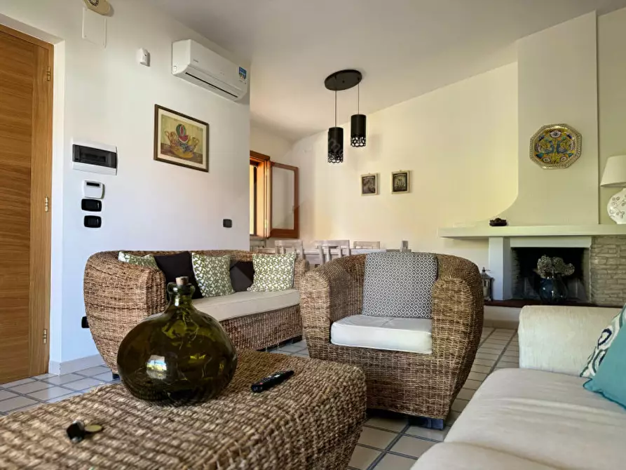 Immagine 9 di Villa in vendita  a Bisceglie