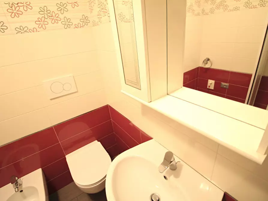 Immagine 7 di Appartamento in vendita  in Via Roma, 48 a Sella Giudicarie