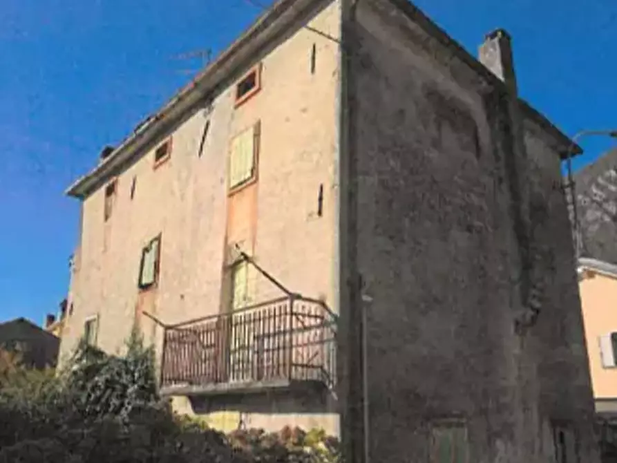 Immagine 1 di Casa indipendente in vendita  in Via Giacomo Leopardi, 13 a Ponte Nelle Alpi