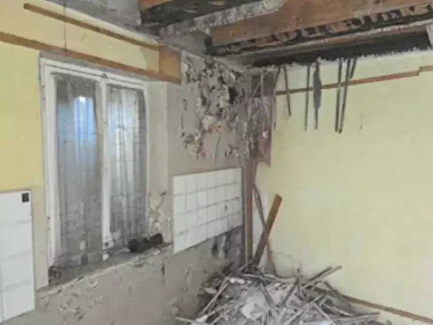 Immagine 4 di Casa indipendente in vendita  in Via Giacomo Leopardi, 13 a Ponte Nelle Alpi