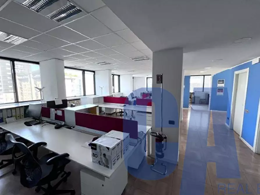 Immagine 1 di Ufficio in affitto  in VIA GIOIA MELCHIORRE a Milano