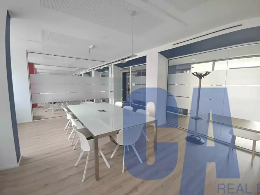 Immagine 4 di Ufficio in affitto  in VIA GIOIA MELCHIORRE a Milano