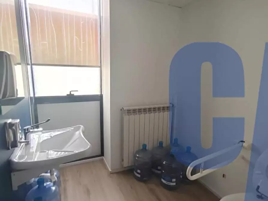 Immagine 10 di Ufficio in affitto  in VIA GIOIA MELCHIORRE a Milano