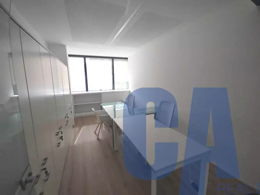 Immagine 11 di Ufficio in affitto  in VIA GIOIA MELCHIORRE a Milano