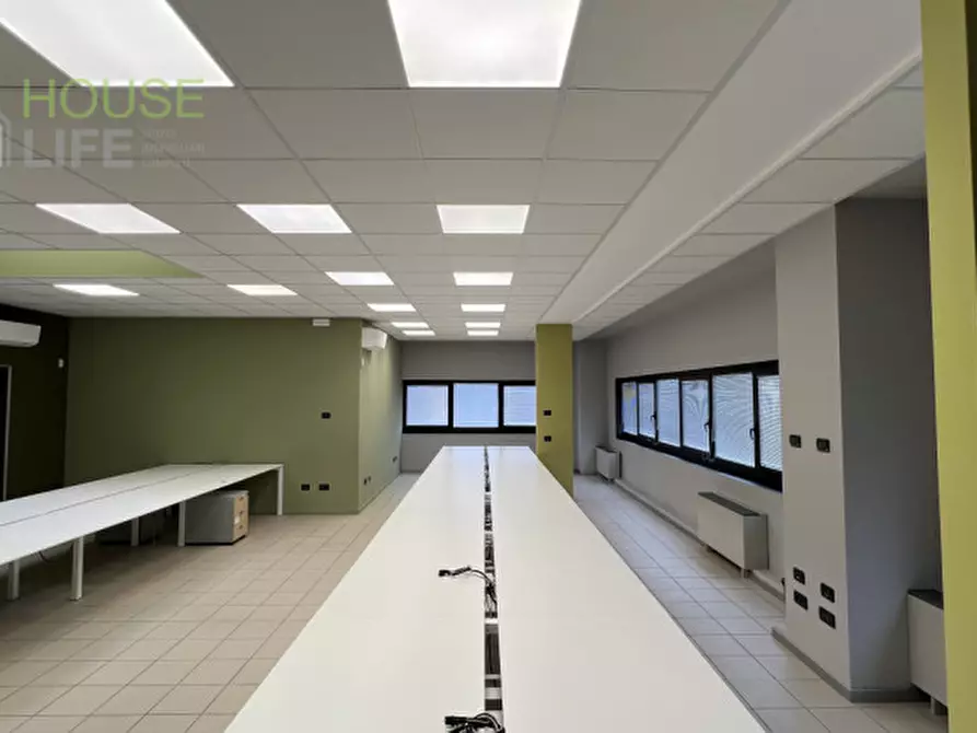 Immagine 1 di Ufficio in vendita  a Thiene