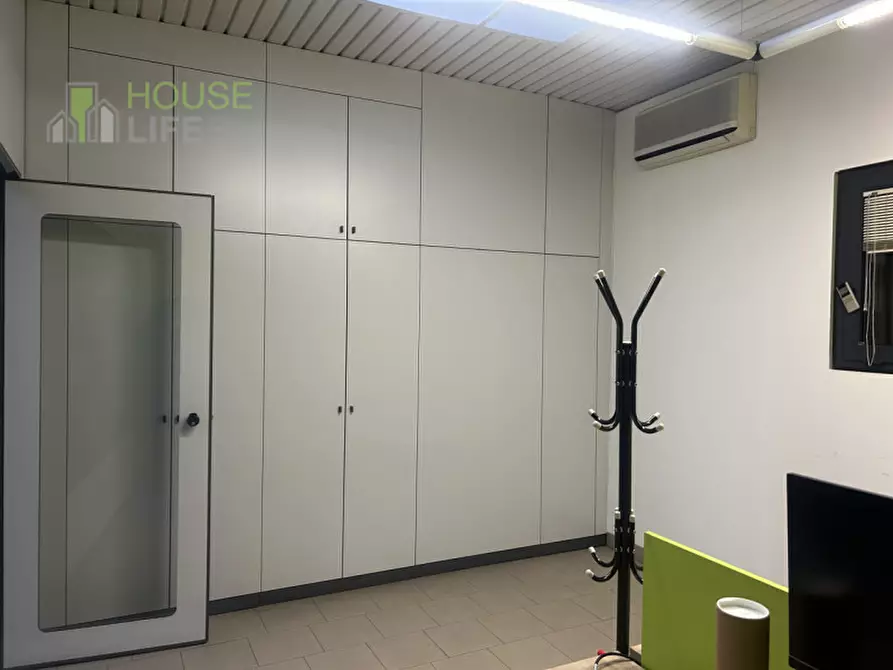 Immagine 12 di Capannone industriale in vendita  in Via Lago Di Alleghe a Schio