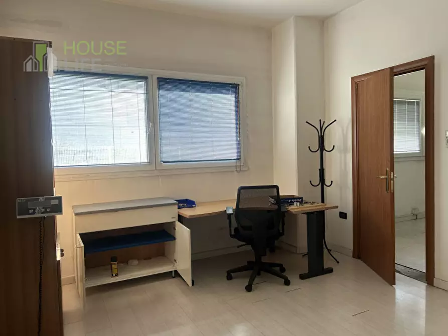 Immagine 14 di Capannone industriale in vendita  in Via Lago Di Alleghe a Schio