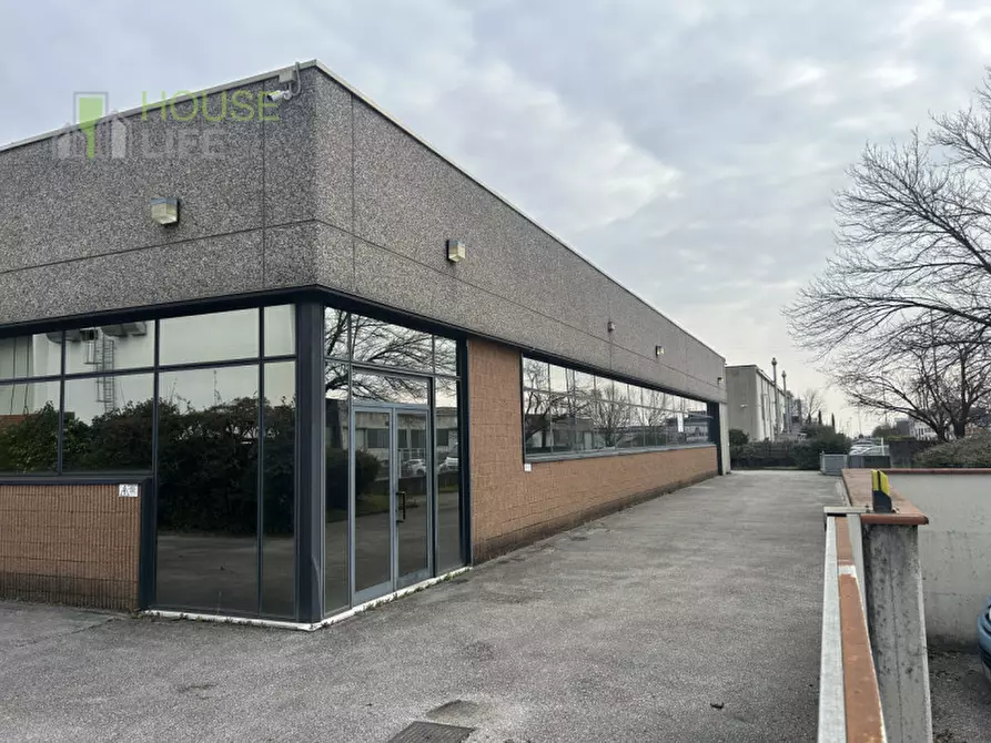 Immagine 21 di Capannone industriale in vendita  in Via Lago Di Alleghe a Schio