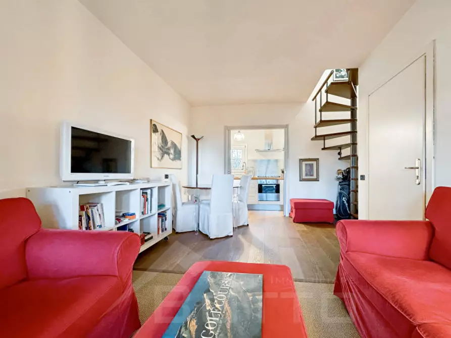 Immagine 4 di Appartamento in vendita  in via castelconturbia  10 a Agrate Conturbia