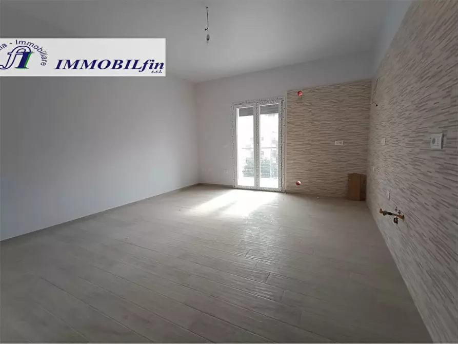 Immagine 19 di Appartamento in vendita  in Via Enrico Alliata a Casteldaccia