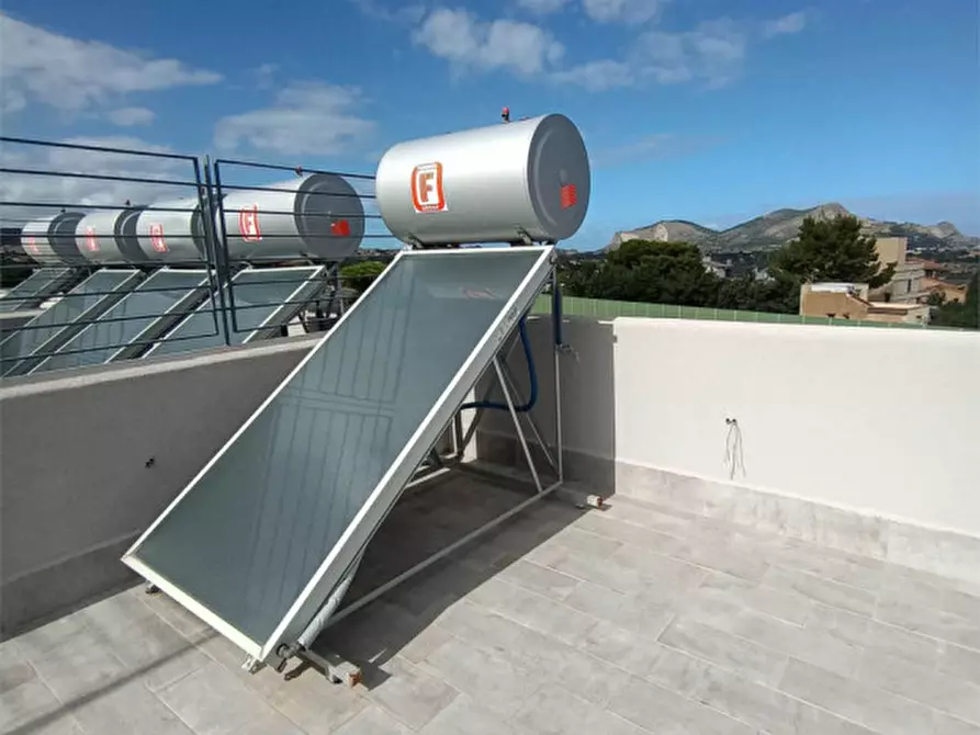 Immagine 33 di Appartamento in vendita  in Via Enrico Alliata a Casteldaccia