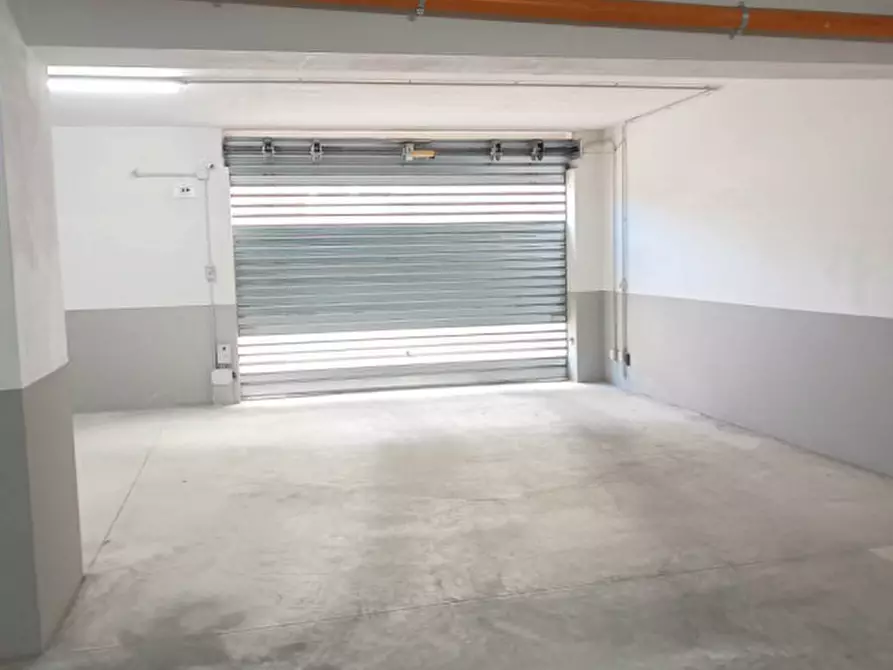 Immagine 36 di Appartamento in vendita  in Via Enrico Alliata a Casteldaccia