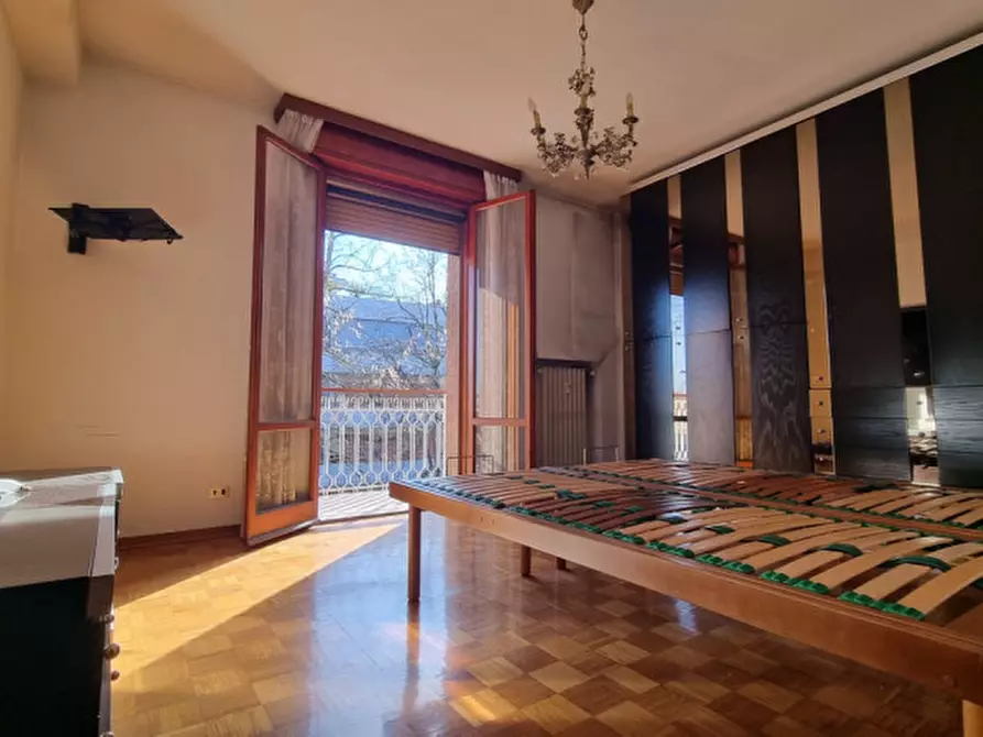 Immagine 15 di Appartamento in vendita  in via petrarca a Carpi