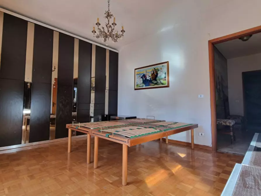 Immagine 16 di Appartamento in vendita  in via petrarca a Carpi