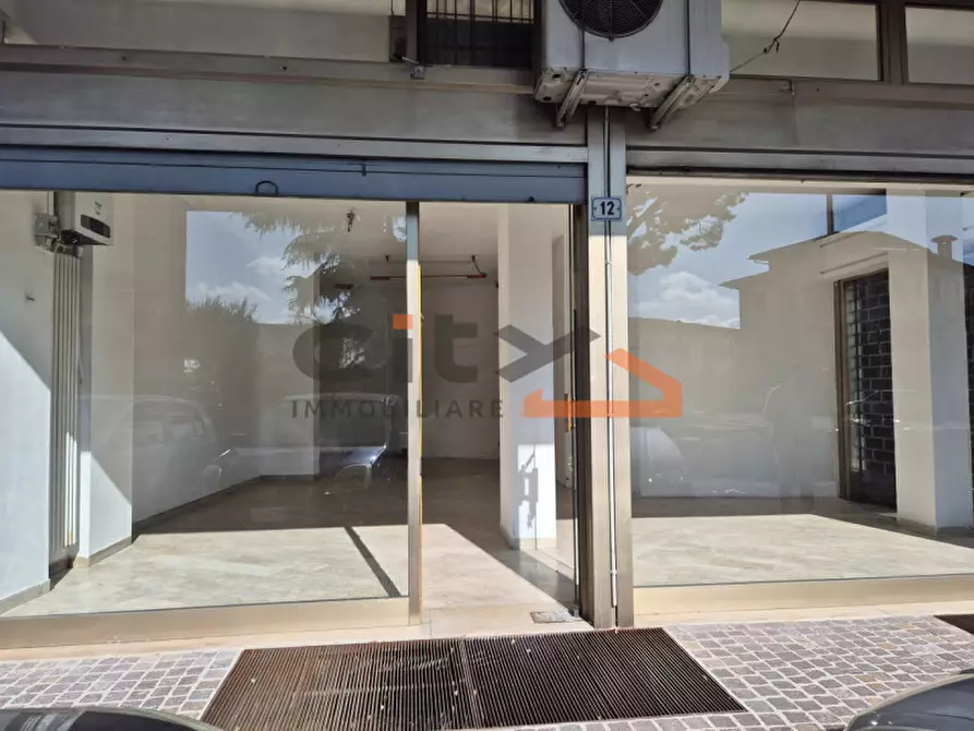 Immagine 2 di Negozio in affitto  in S. Giuseppe di Cassola Viale Venezia 6 a Cassola