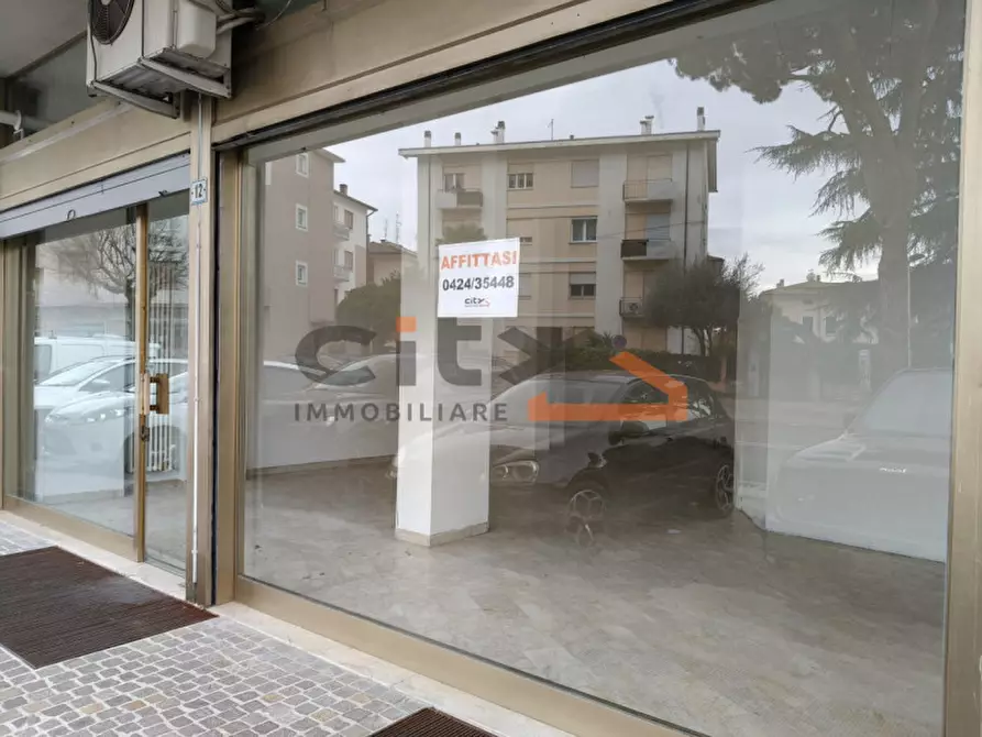 Immagine 5 di Negozio in affitto  in S. Giuseppe di Cassola Viale Venezia 6 a Cassola