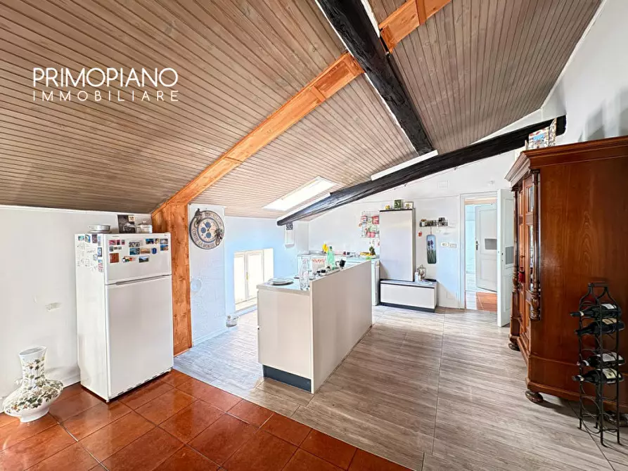 Immagine 3 di Palazzo in vendita  in Via Crivelli a Pergine Valsugana