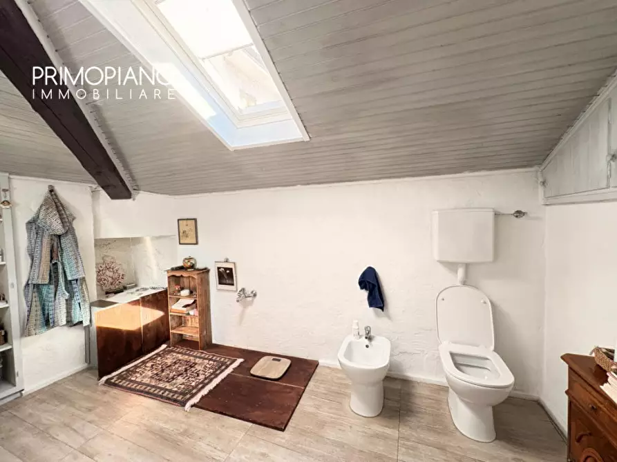 Immagine 19 di Palazzo in vendita  in Via Crivelli a Pergine Valsugana