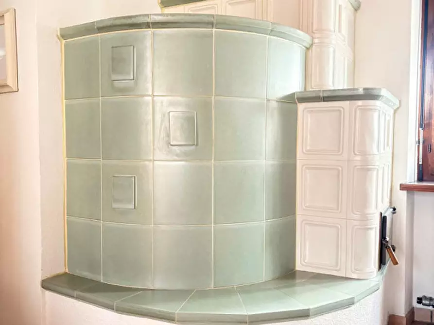 Immagine 23 di Palazzo in vendita  in Via Crivelli a Pergine Valsugana