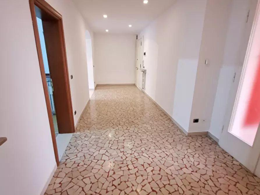 Immagine 2 di Appartamento in affitto  in VIA DEI BONONCINI a Modena