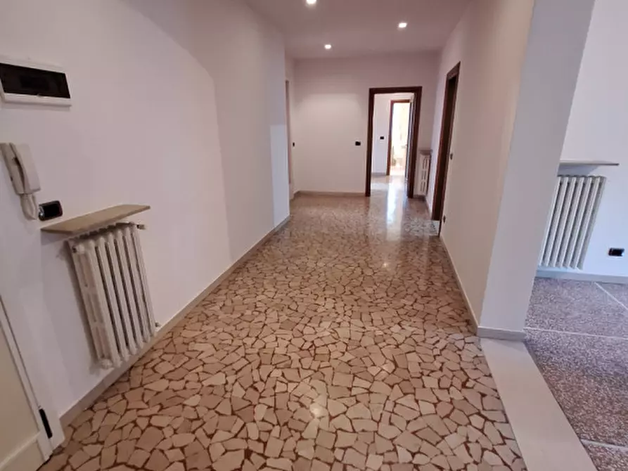 Immagine 4 di Appartamento in affitto  in VIA DEI BONONCINI a Modena