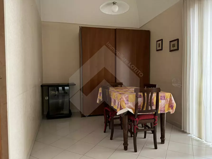 Immagine 10 di Appartamento in vendita  a Andria