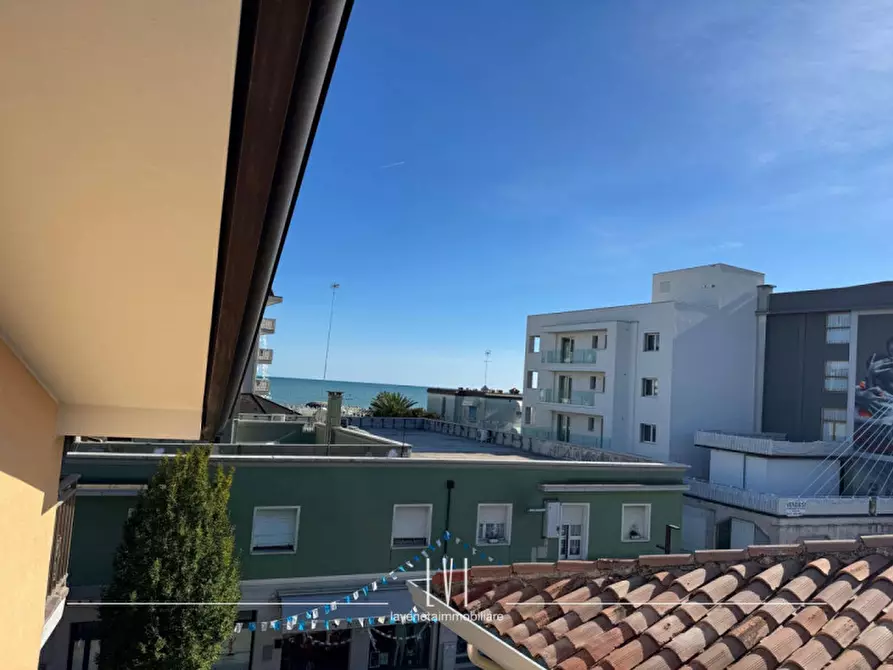 Immagine 2 di Appartamento in vendita  in via antonio canova 1 a Caorle