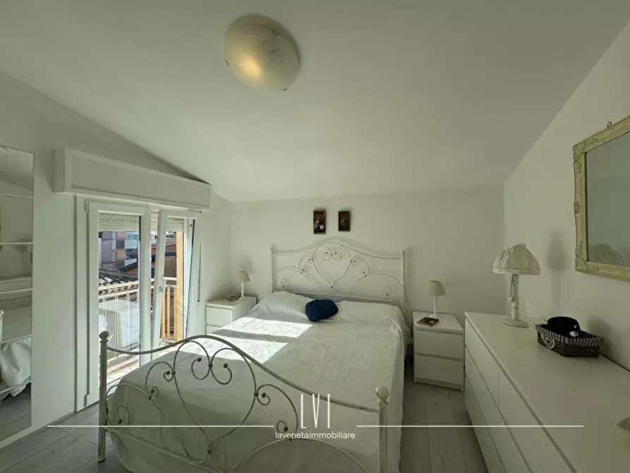 Immagine 10 di Appartamento in vendita  in via antonio canova 1 a Caorle