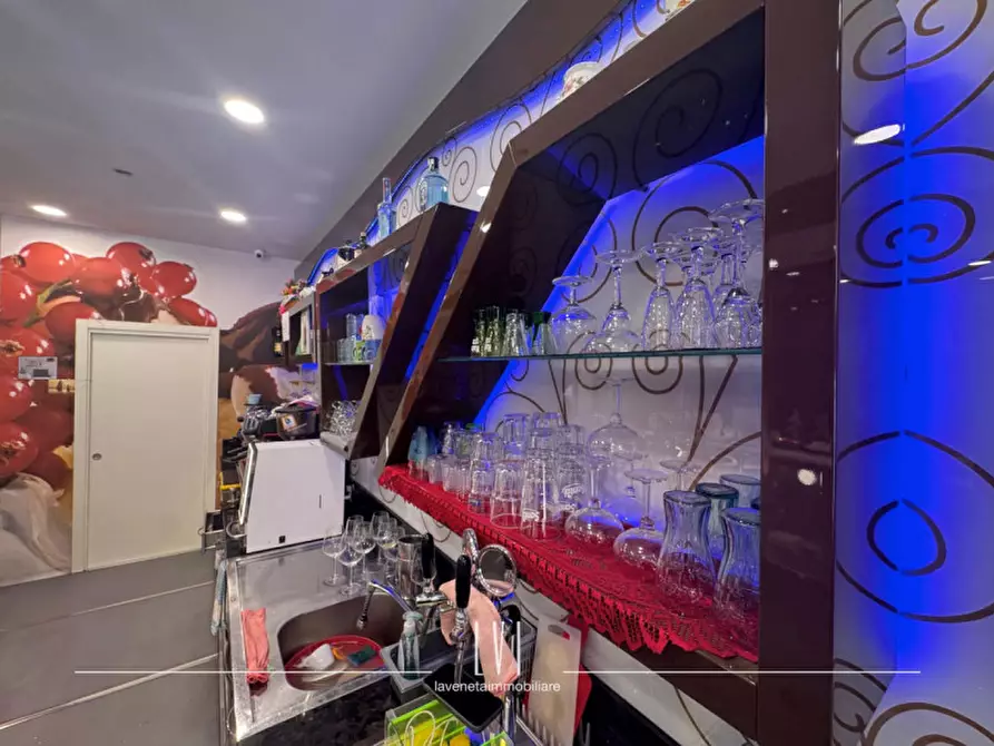 Immagine 15 di Attività commerciale in vendita  in viale roma 34 a Torre Di Mosto