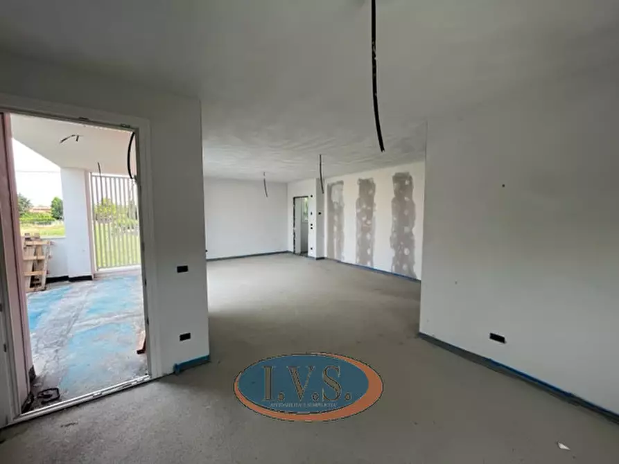 Immagine 5 di Casa quadrifamiliare in vendita  in via Veneto a Campodoro