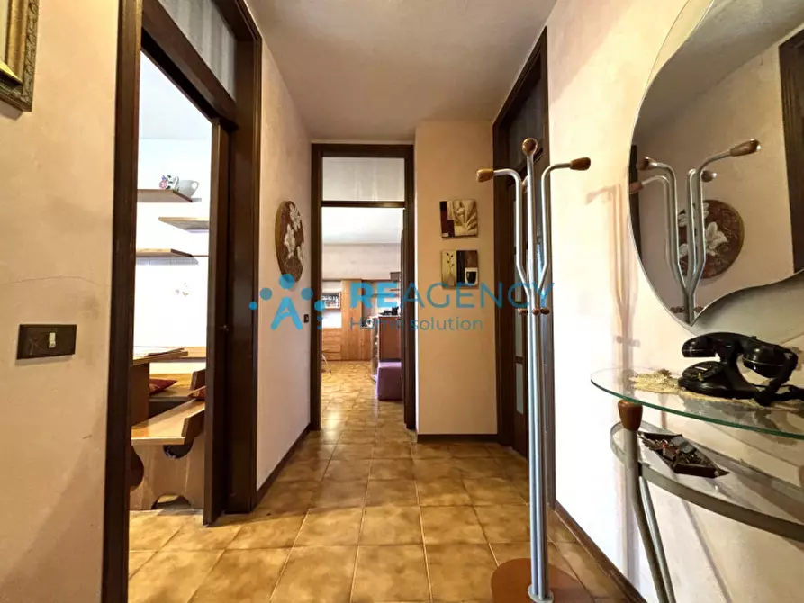 Immagine 4 di Appartamento in vendita  in Via Leonardo da Vinci a Creazzo