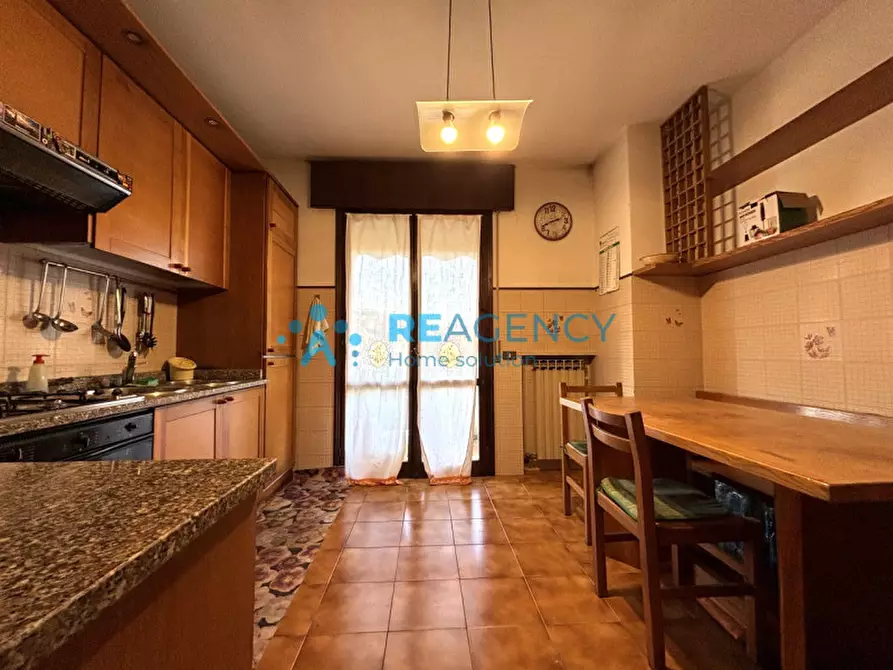 Immagine 5 di Appartamento in vendita  in Via Leonardo da Vinci a Creazzo