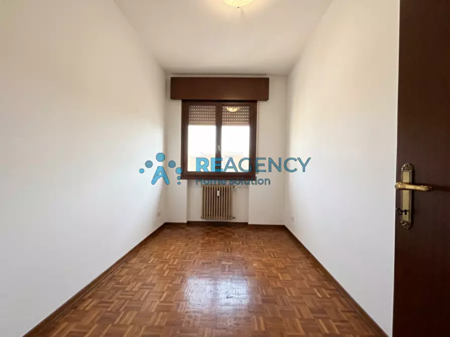 Immagine 10 di Appartamento in vendita  in Via Leonardo da Vinci a Creazzo