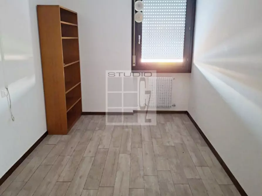 Immagine 15 di Appartamento in vendita  in Via Dolzani a Galliera Veneta