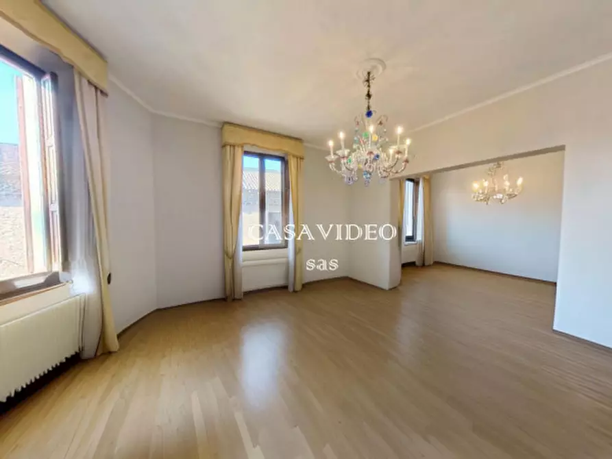 Immagine 6 di Appartamento in vendita  a Modena