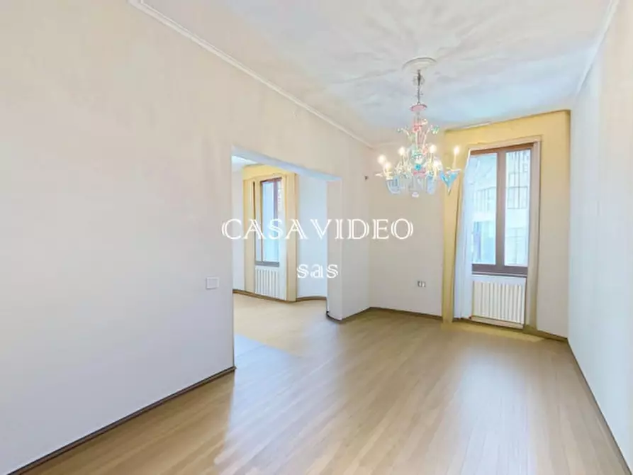 Immagine 11 di Appartamento in vendita  a Modena