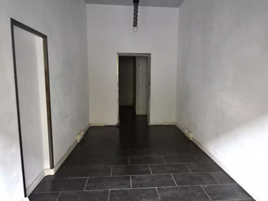 Immagine 3 di Magazzino in affitto  in Via Goffredo Mameli a Roma