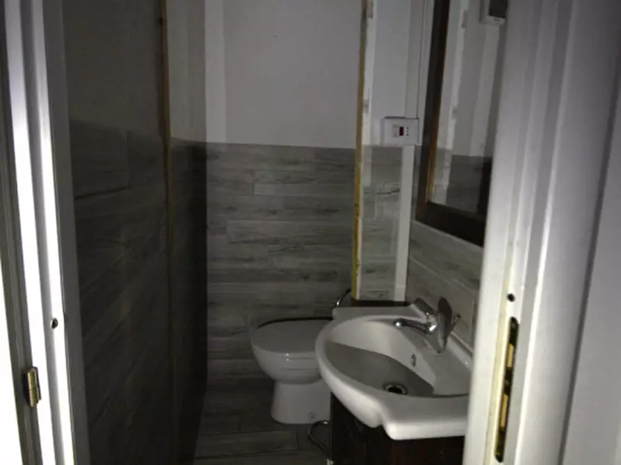 Immagine 5 di Magazzino in affitto  in Via Goffredo Mameli a Roma