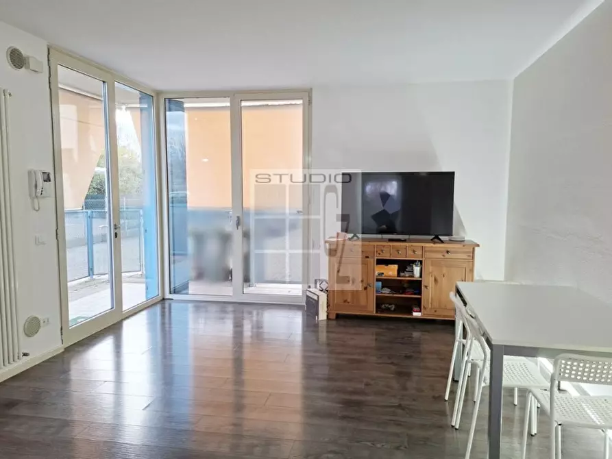 Immagine 4 di Appartamento in vendita  in via Laura Grassini a Loreggia