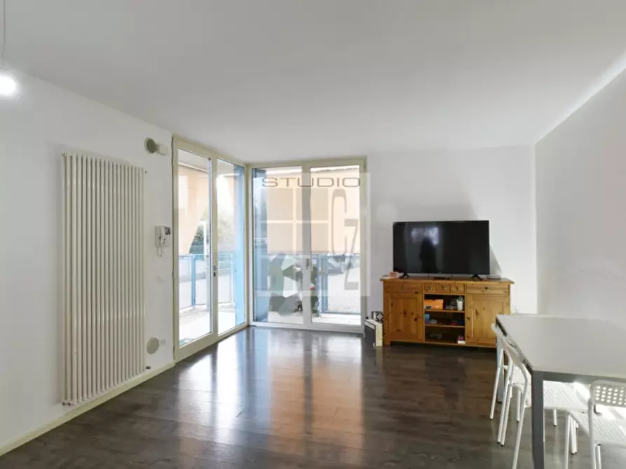 Immagine 9 di Appartamento in vendita  in via Laura Grassini a Loreggia