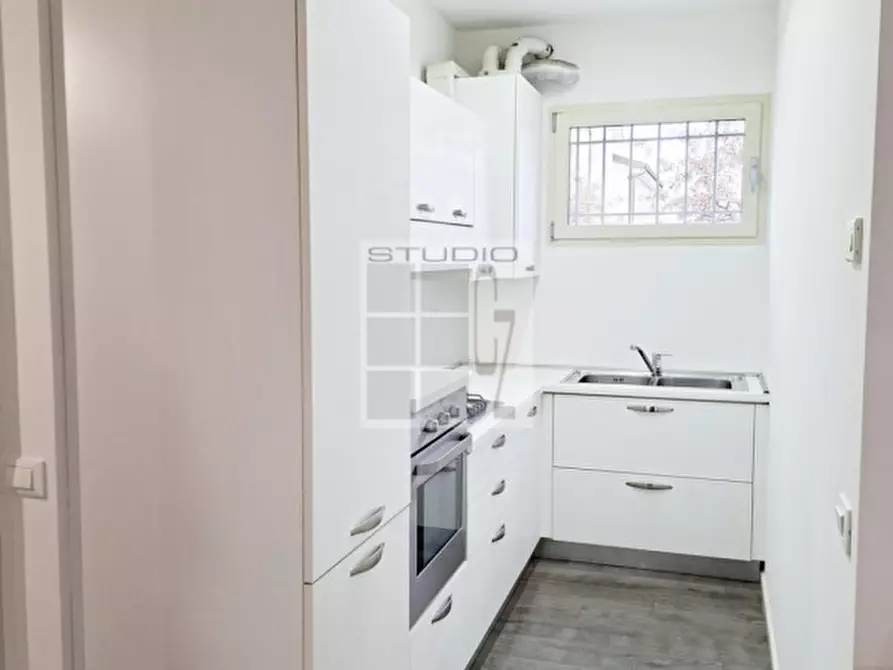 Immagine 11 di Appartamento in vendita  in via Laura Grassini a Loreggia