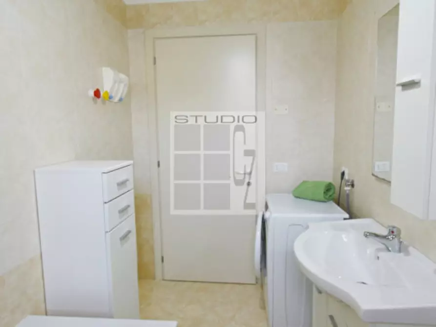 Immagine 17 di Appartamento in vendita  in via Laura Grassini a Loreggia