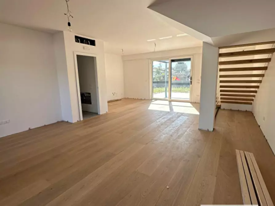 Immagine 3 di Casa bifamiliare in vendita  in Via Roma a Arcade