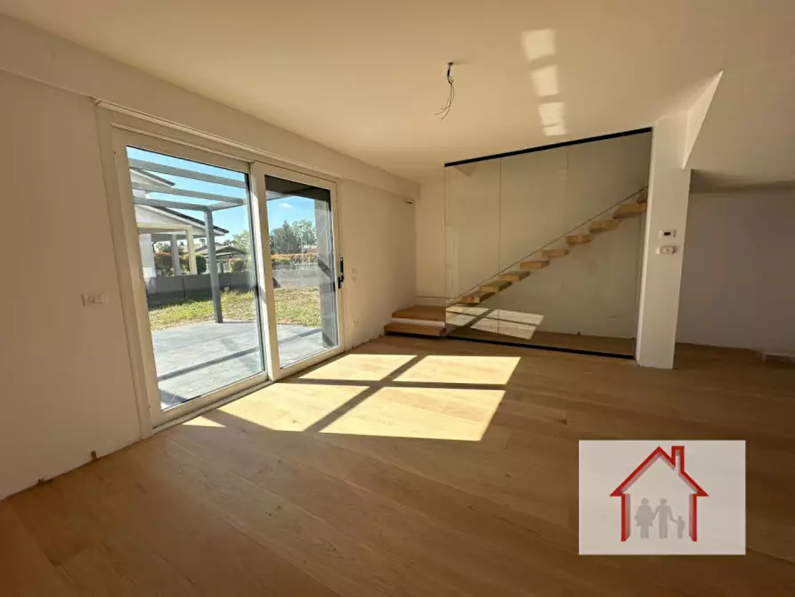 Immagine 4 di Casa bifamiliare in vendita  in Via Roma a Arcade