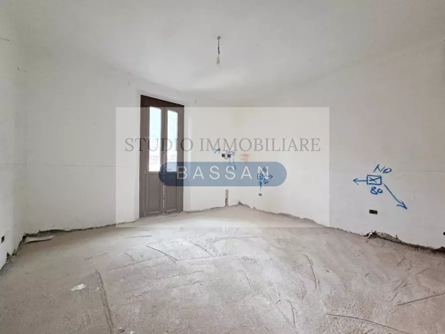 Immagine 8 di Appartamento in vendita  a Carnago