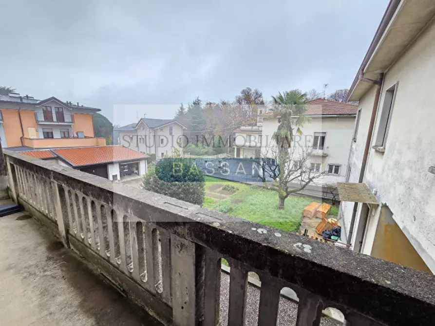 Immagine 9 di Appartamento in vendita  a Carnago