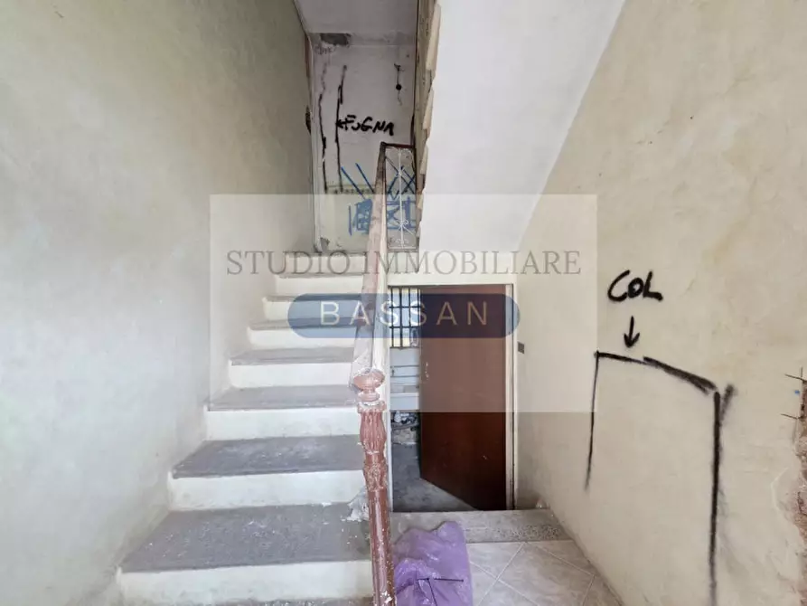 Immagine 16 di Appartamento in vendita  a Carnago