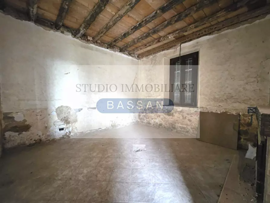 Immagine 18 di Appartamento in vendita  a Carnago